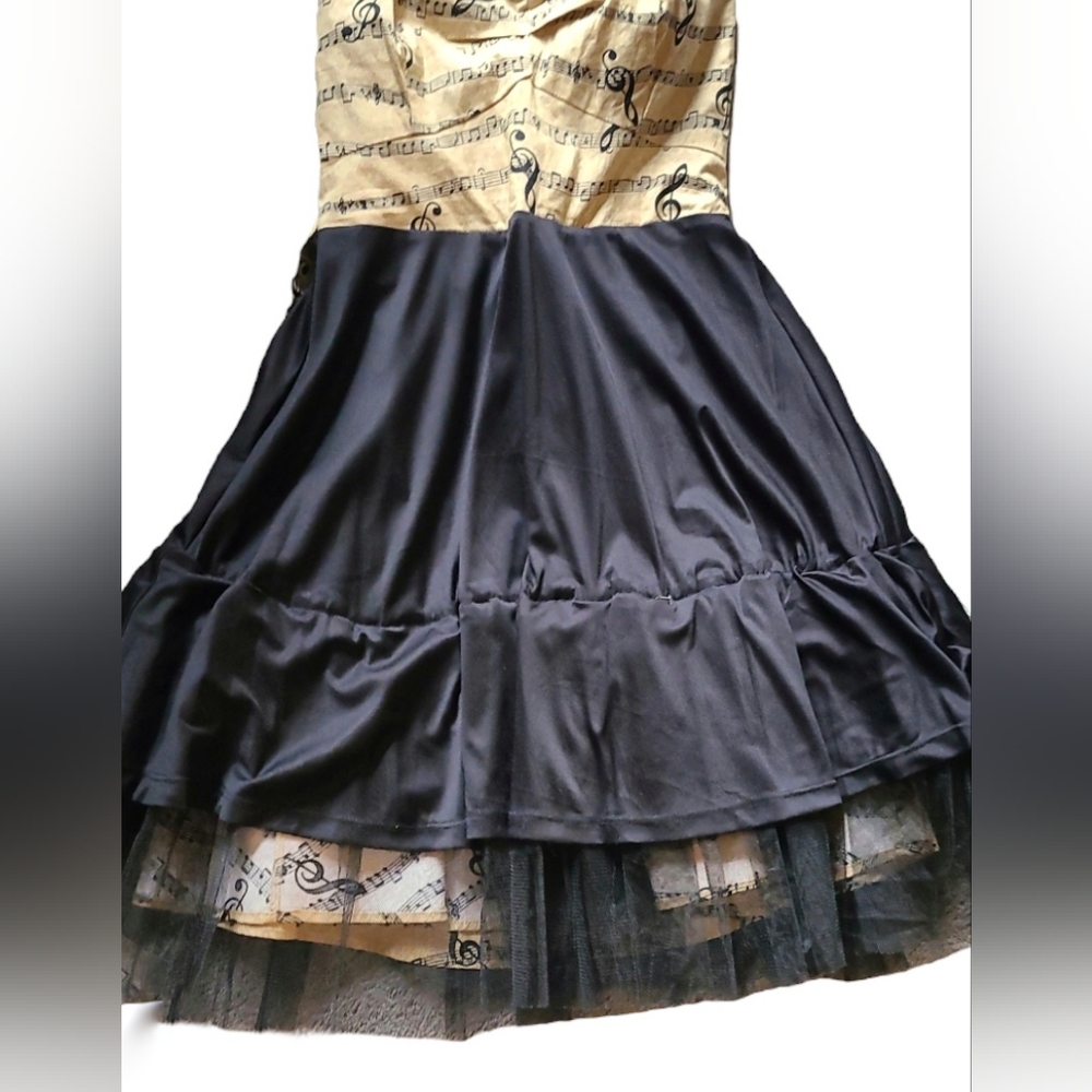 Musical Note Dress from Hot Topic - Picture 6 of 6